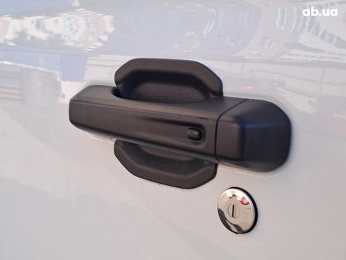 Jeep Wrangler 2023 белый - фото 24