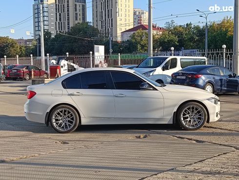 BMW 3 серия 2014 белый - фото 12