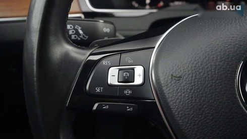 Volkswagen Passat 2018 - фото 26