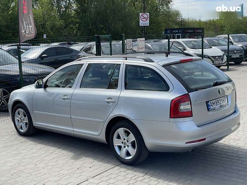 Skoda Octavia 2011 - фото 21