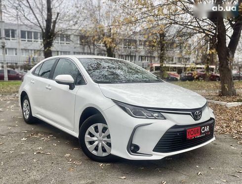Toyota Corolla 2020 - фото 10