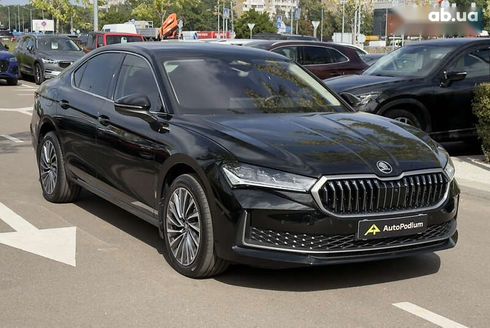 Skoda Superb 2025 - фото 5