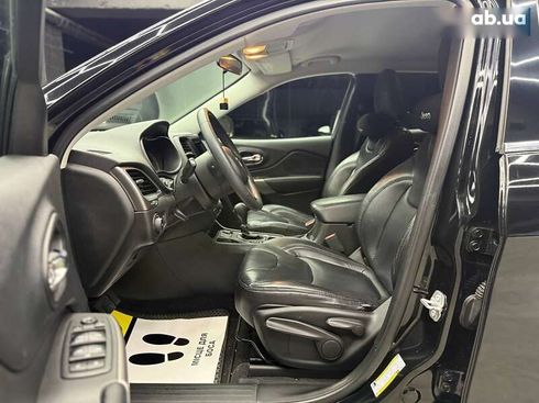 Jeep Cherokee 2018 - фото 20