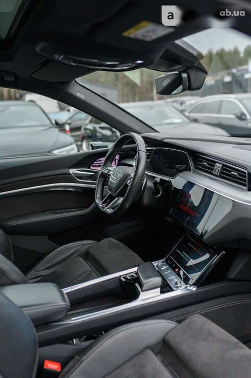 Audi E-Tron 2019 - фото 15