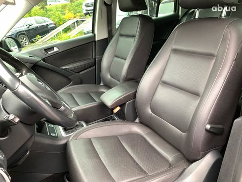 Volkswagen Tiguan 2015 серый - фото 17