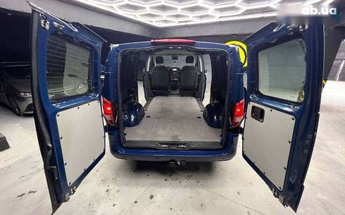 Mercedes-Benz V-Класс 2017 - фото 7