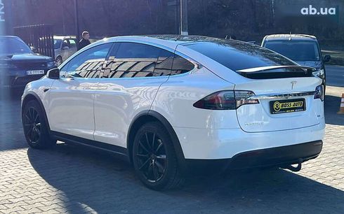 Tesla Model X 2018 - фото 4