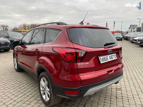 Ford Escape 2019 - фото 7