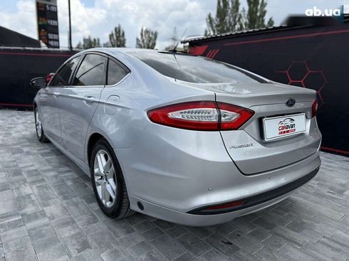 Ford Fusion 2016 - фото 9