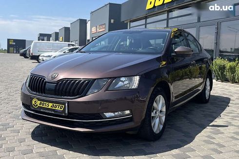 Skoda Octavia 2017 - фото 3