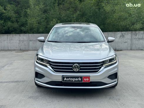 Volkswagen Passat 2019 серый - фото 2