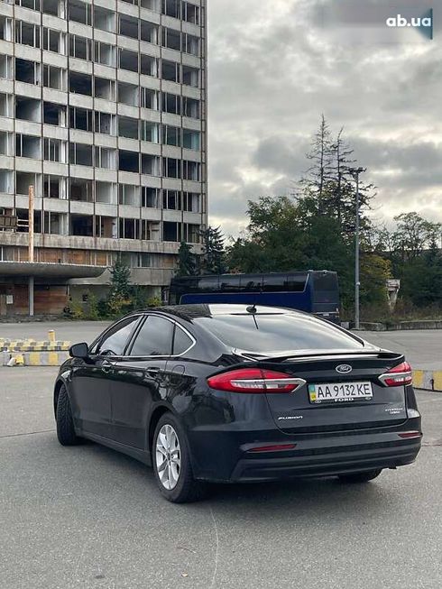 Ford Fusion 2020 - фото 7