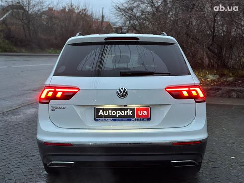 Volkswagen Tiguan 2021 белый - фото 14