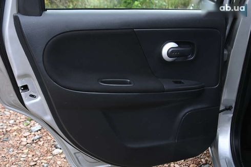 Nissan Note 2009 - фото 27