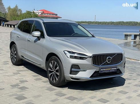 Volvo XC60 2023 - фото 17