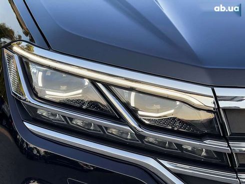 Volkswagen Touareg 2022 - фото 13