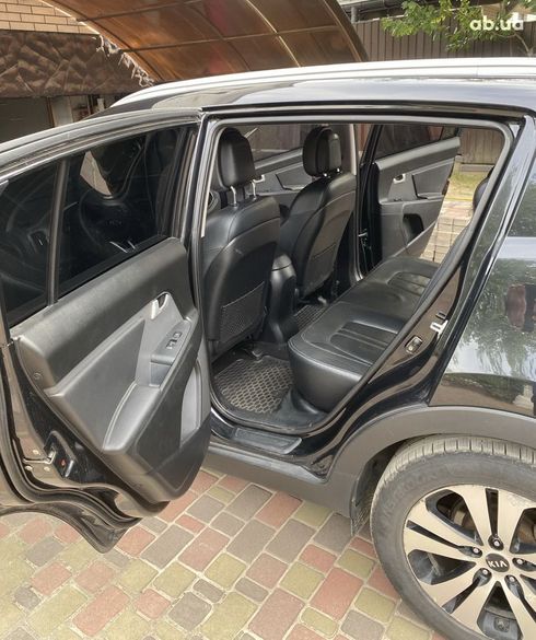 Kia Sportage 2011 черный - фото 14