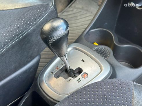 Peugeot 107 2012 черный - фото 23
