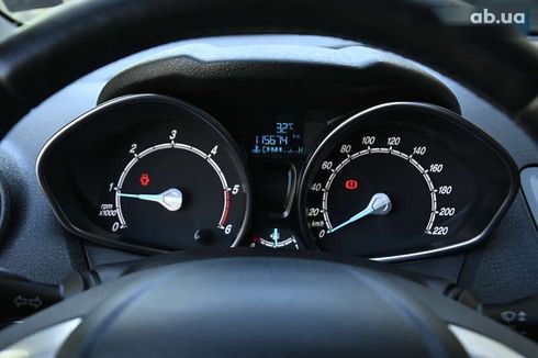 Ford Fiesta 2017 - фото 22