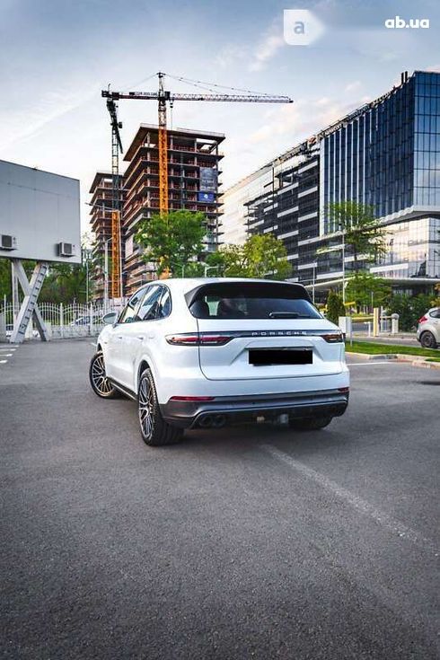 Porsche Cayenne 2020 - фото 3