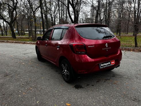 Renault Sandero 2020 красный - фото 13