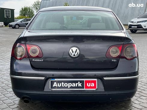 Volkswagen passat b6 2005 коричневый - фото 16