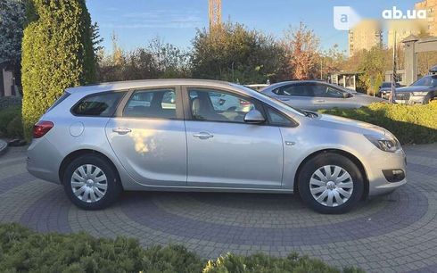 Opel Astra 2013 - фото 8