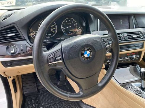 BMW 5 серия 2014 - фото 16
