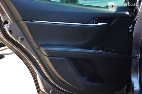 Toyota Camry 2018 - фото 25