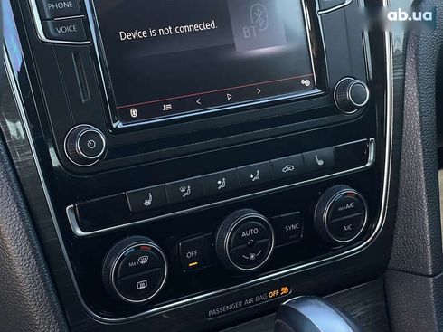 Volkswagen Passat 2016 - фото 27