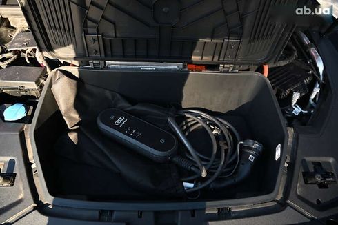 Audi E-Tron 2022 - фото 27