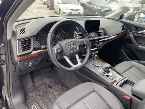 Audi Q5 2020 - фото 13