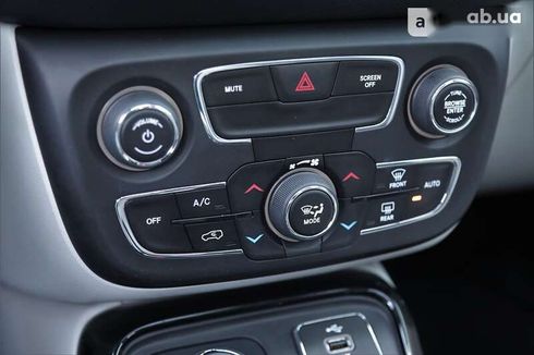 Jeep Compass 2018 - фото 16