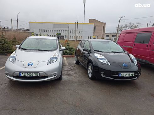 Nissan Leaf 2012 серебристый - фото 6