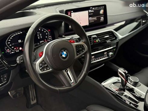 BMW M5 2022 - фото 15