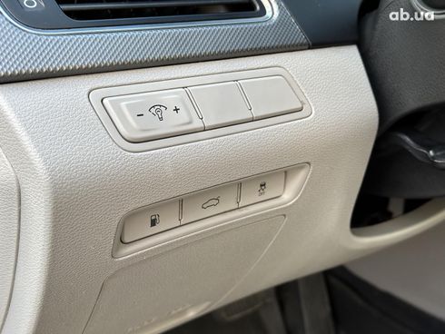 Hyundai Sonata 2016 серый - фото 11
