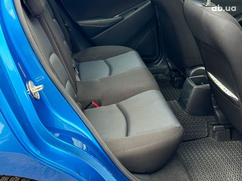 Toyota Yaris 2017 синий - фото 21