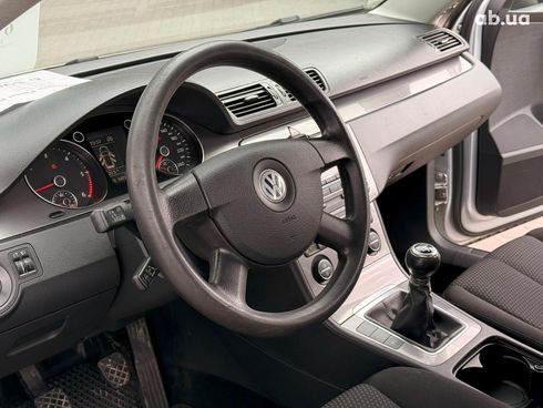 Volkswagen passat b6 2010 серый - фото 21