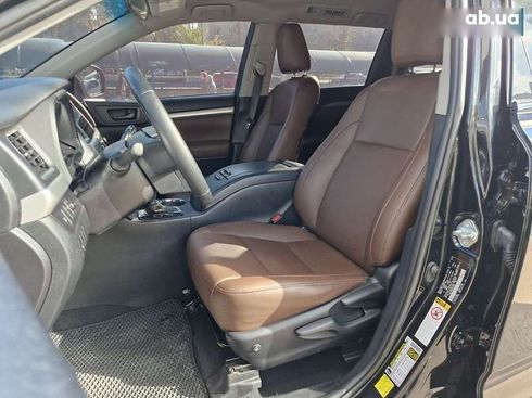 Toyota Highlander 2018 - фото 8