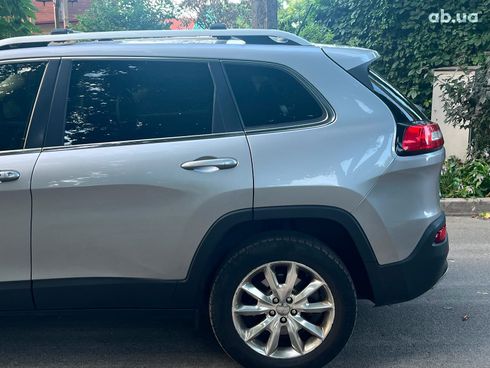 Jeep Cherokee 2015 серый - фото 14