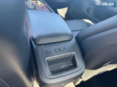 Volvo S60 2021 - фото 18