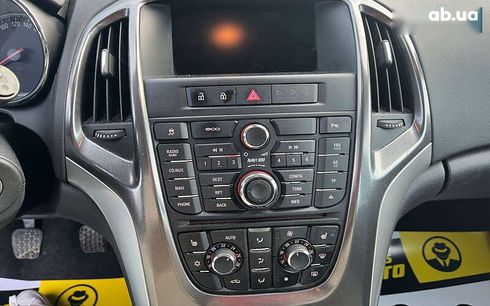 Opel Astra 2011 - фото 12