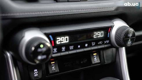 Toyota RAV4 2021 - фото 23