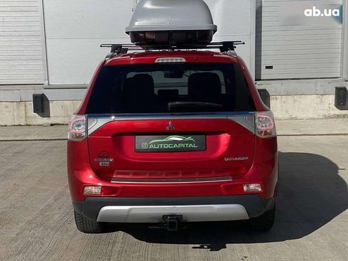 Mitsubishi Outlander 2014 - фото 9