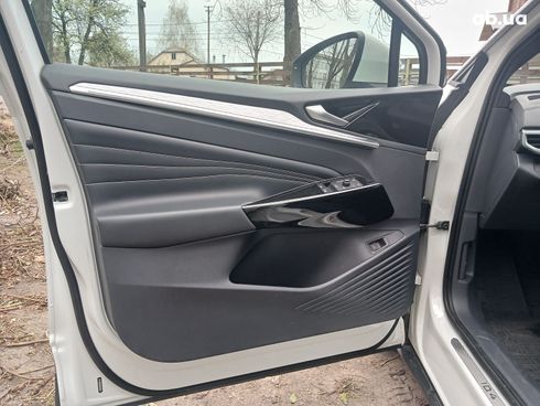 Volkswagen ID.4 Crozz 2022 белый - фото 9