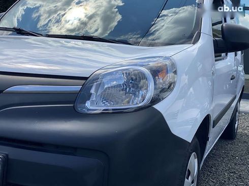 Renault Kangoo 2019 - фото 12
