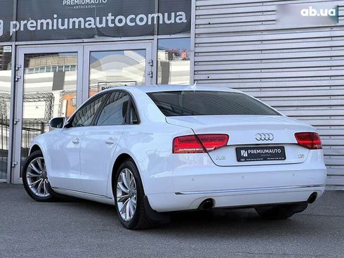Audi A8 2011 - фото 9