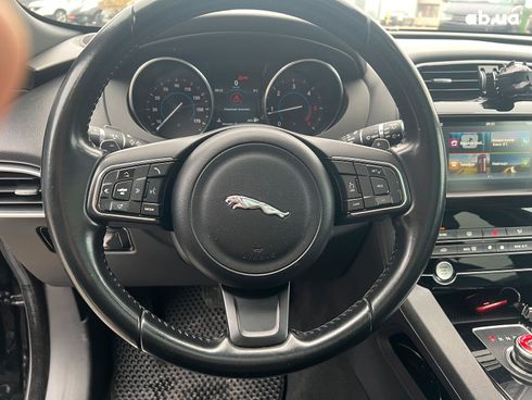 Jaguar F-Pace 2016 черный - фото 18