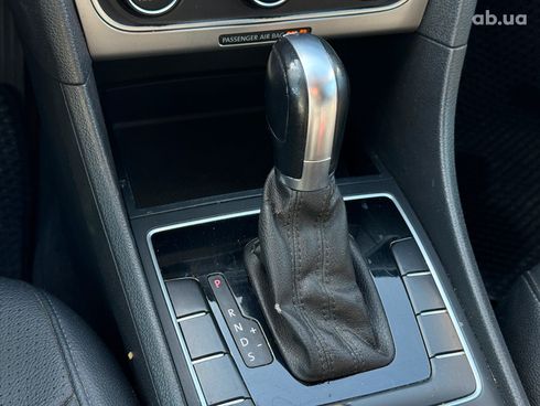 Volkswagen Passat 2015 белый - фото 34