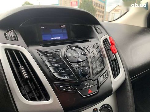 Ford Focus 2014 - фото 22